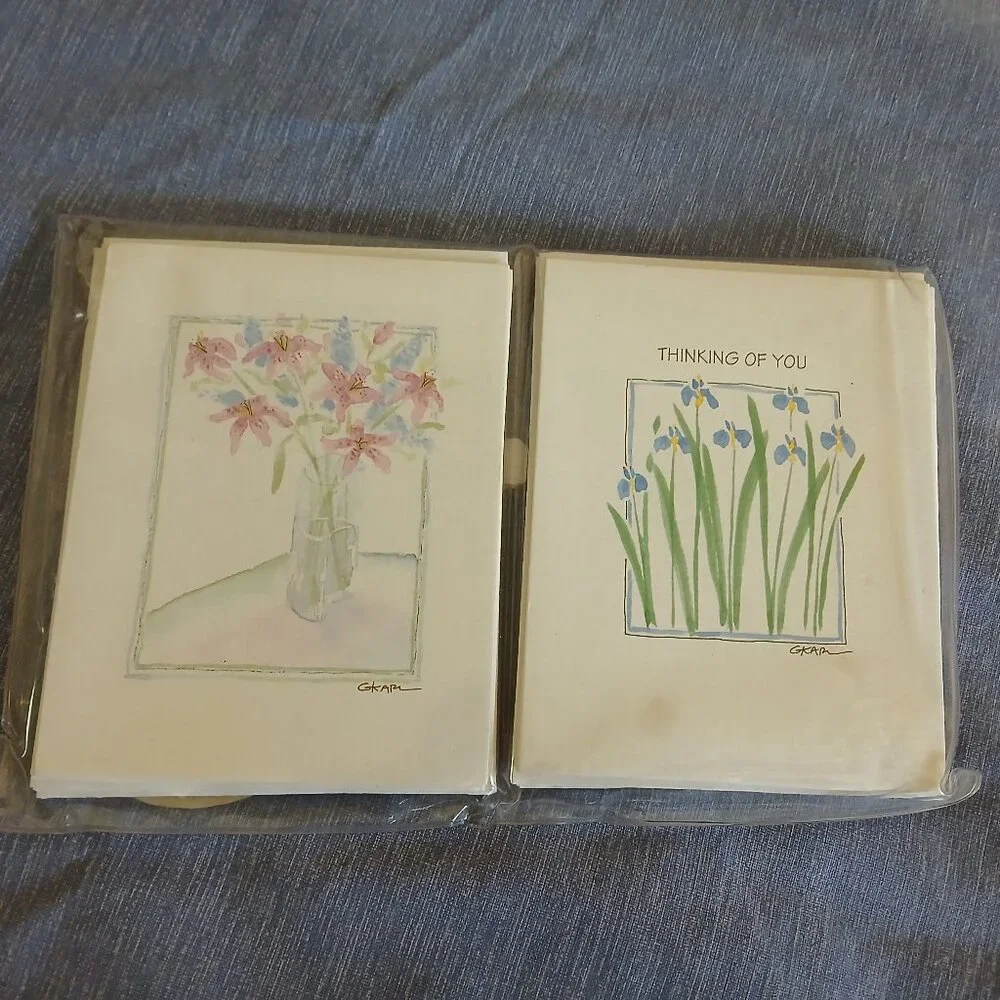 Gina B Note Card Assortment 12 cards & envelopes New